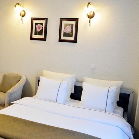 Comfort Apartments - Beautiful Suite By The Park Grodno Extérieur photo